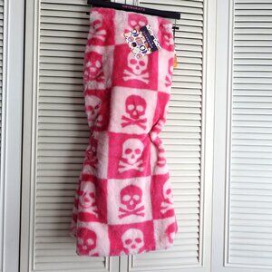 NWT Novogratz Pink Plush Skulls and Bones Decorative Throw Blanket Oversized